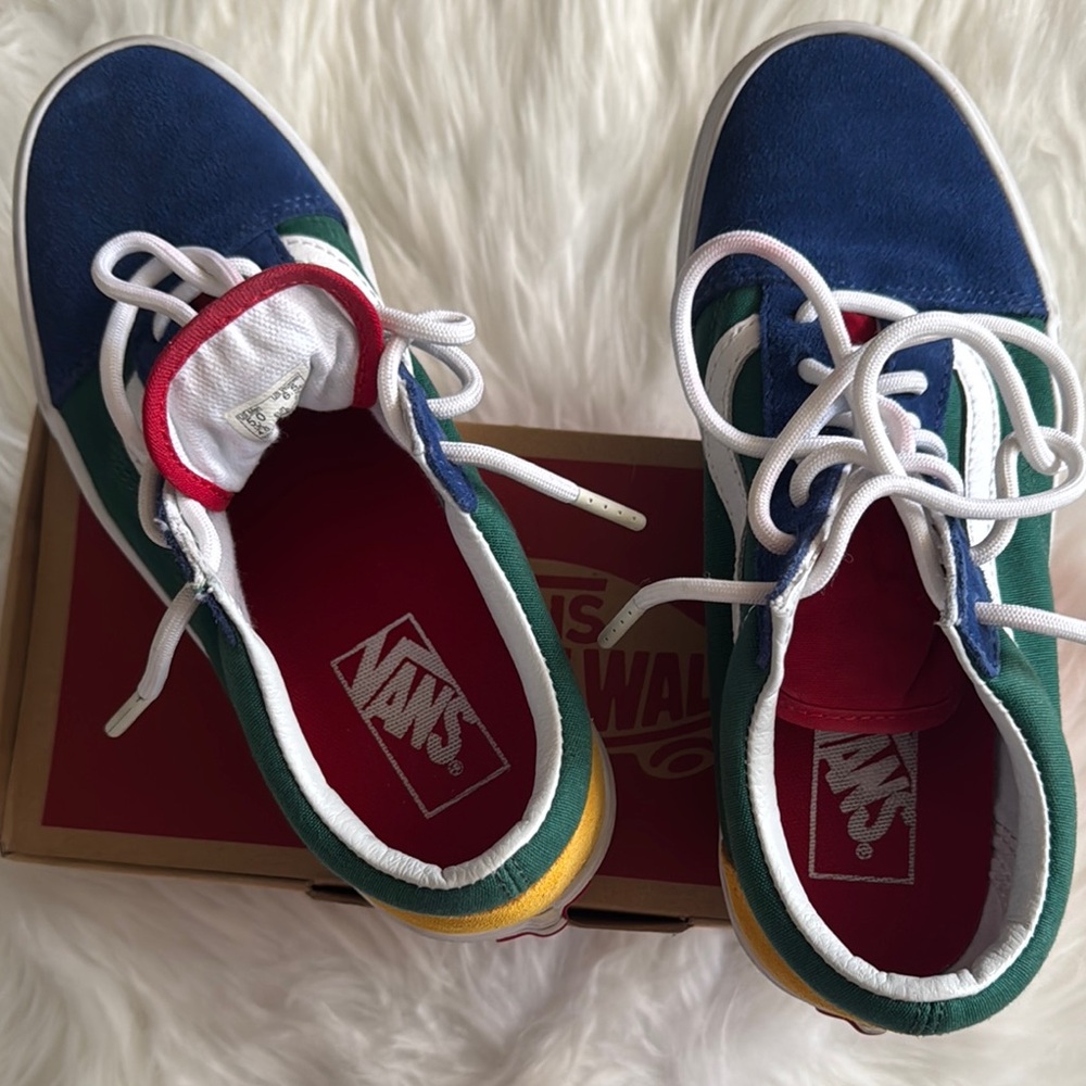 Vans Yacht Club Blue and Green Sneakers - Picture 14 of 15